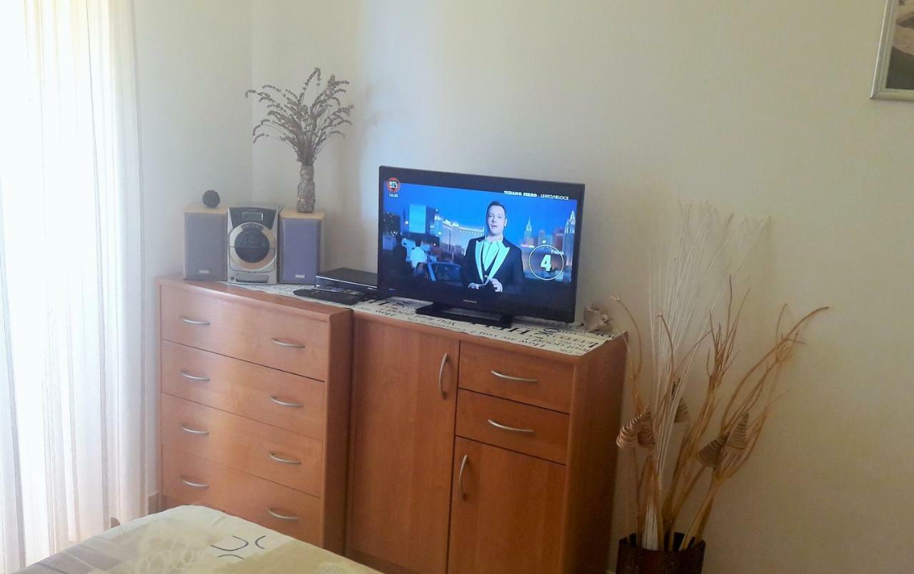 Studio Apartman Стара Башка Экстерьер фото