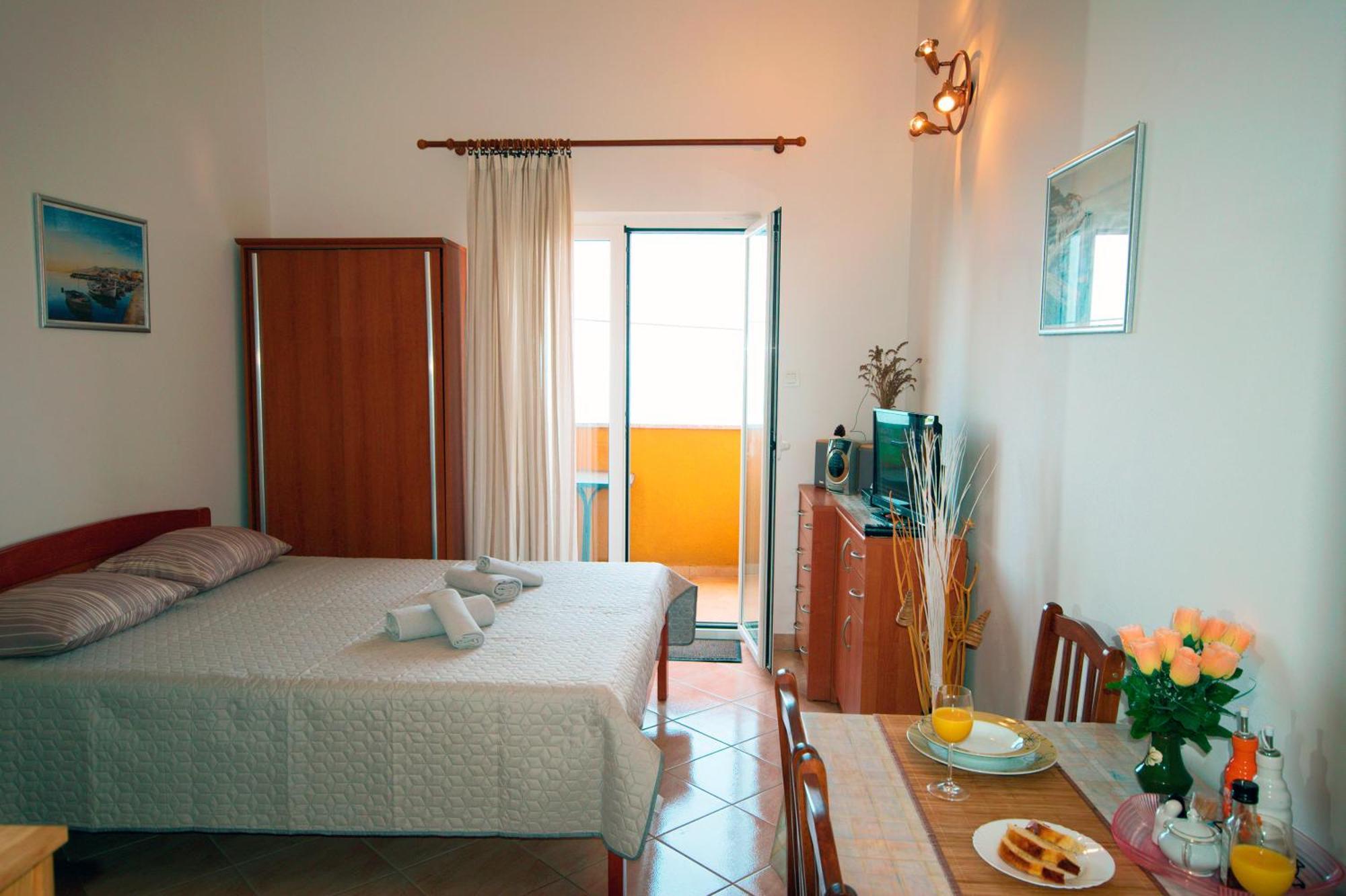 Studio Apartman Стара Башка Экстерьер фото